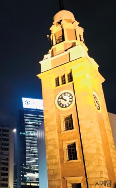 에디터 사진